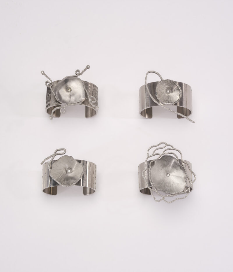 "Daniel Brush
Poppy Cuffs, 2010
Stainless steel and diamonds
Photo: L'ÉCOLE, School of Jewelry Arts - B. Chelly"